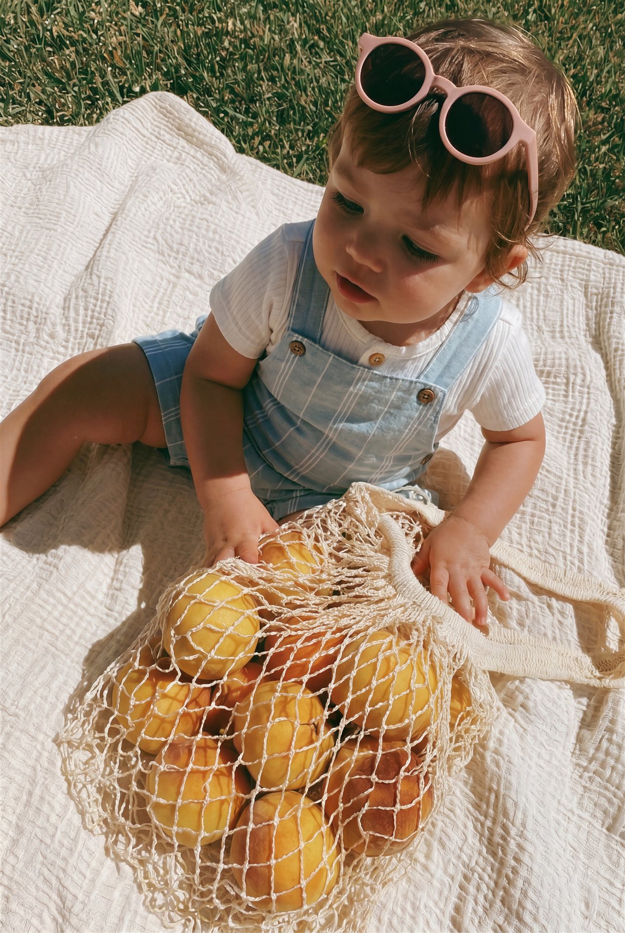 Editorial Newborn by AICONIC